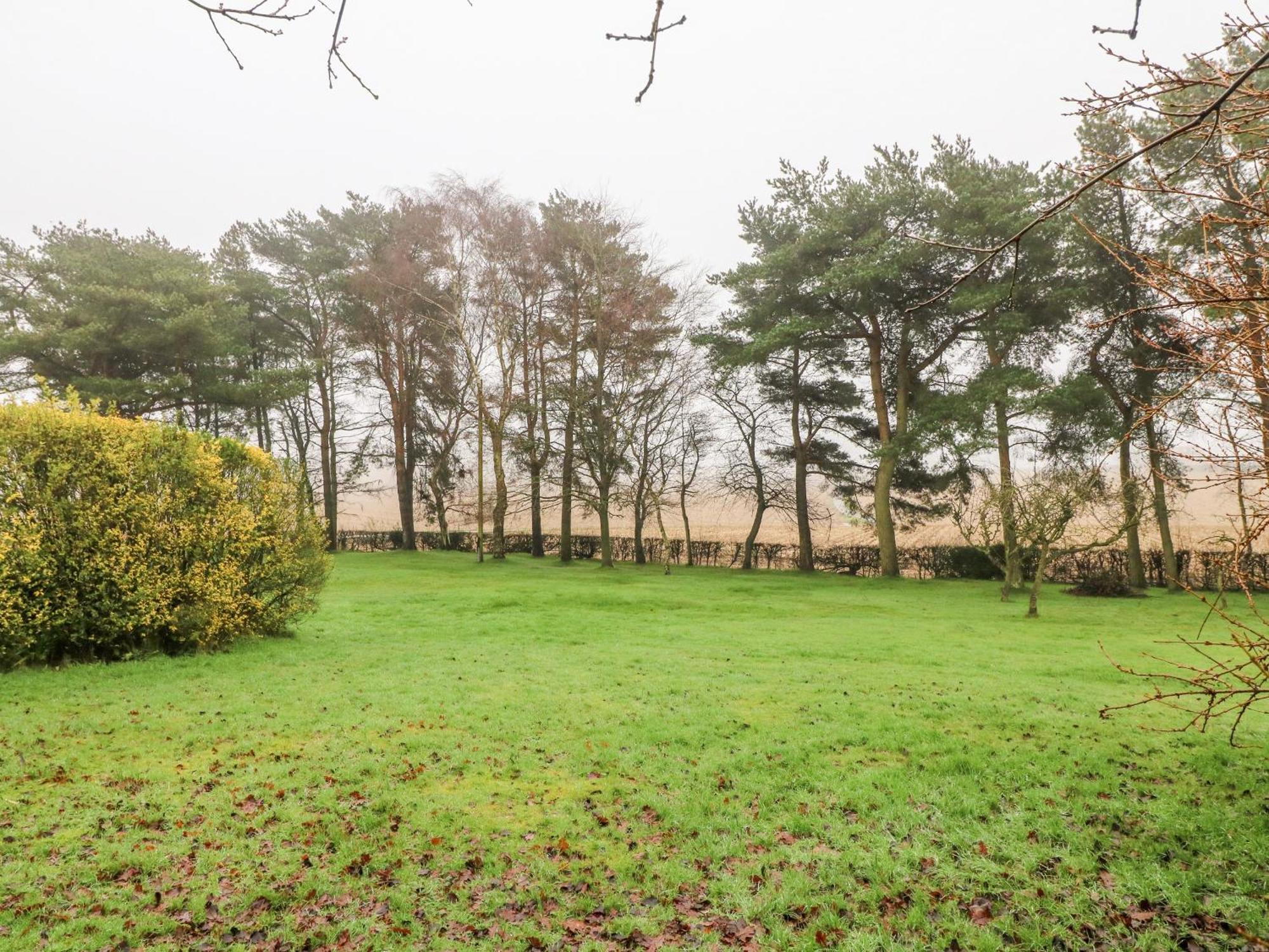 Fields Farm Villa Draycott in the Moors Exterior photo
